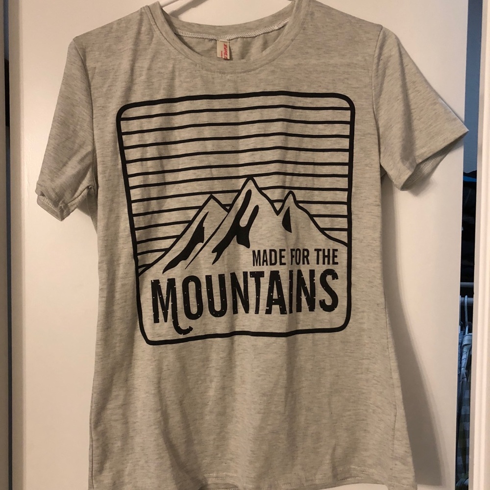 Mountains Tee